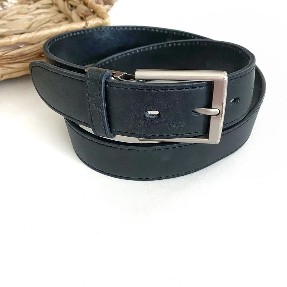 Oobè Black Genuine Leather Belt With Silver Luxury Buckle M